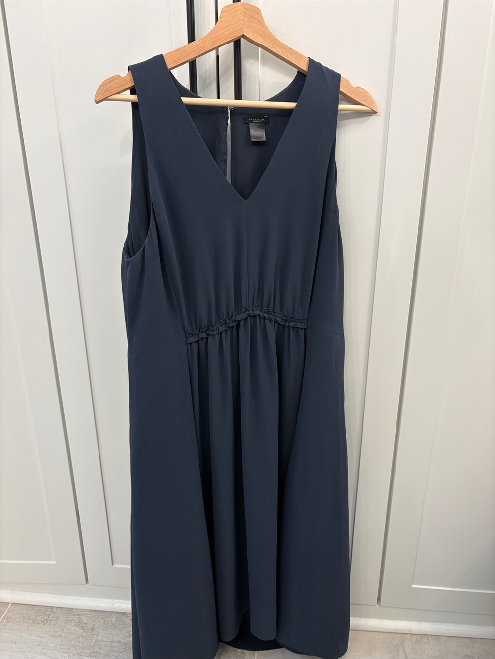 Ann Taylor Factory Navy V-Neck Sleeveless Midi Dress